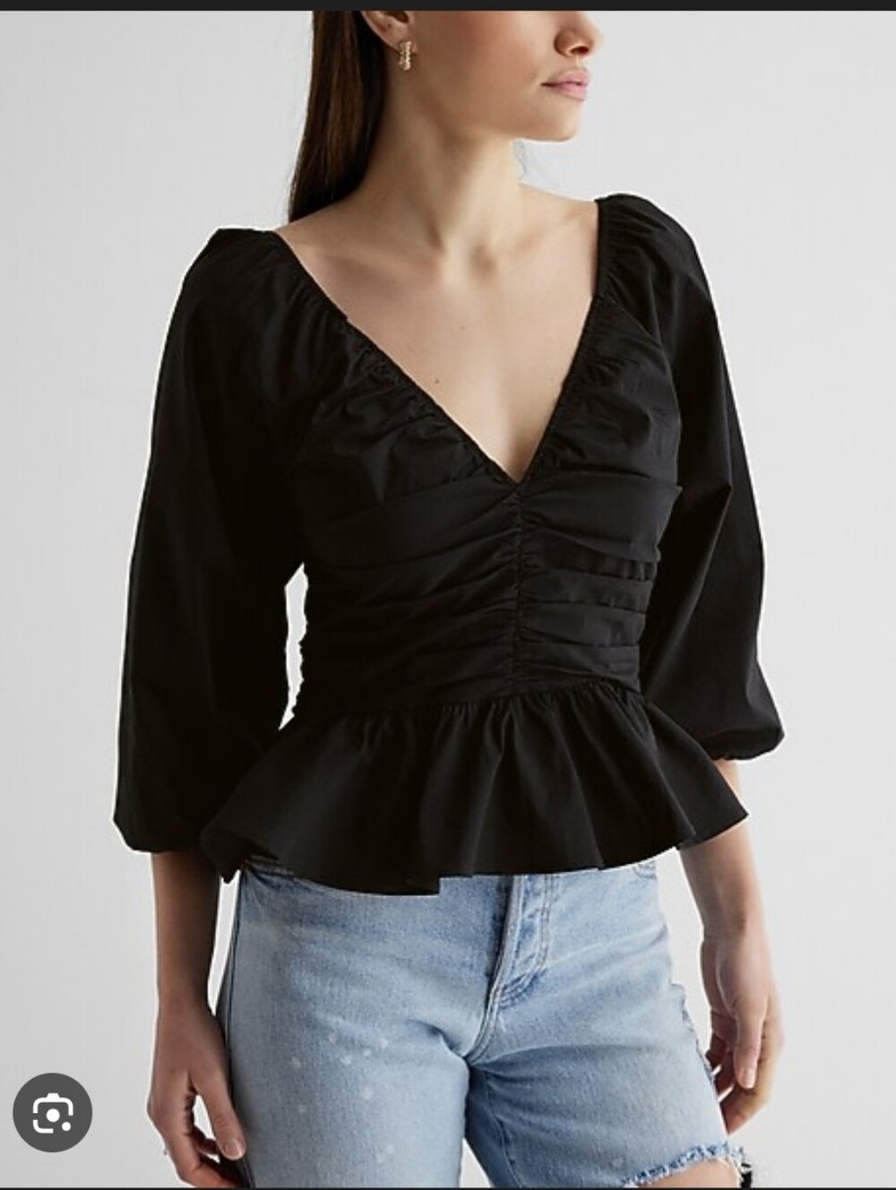 NWOT Black Peplum V-Neck Ruched Top L